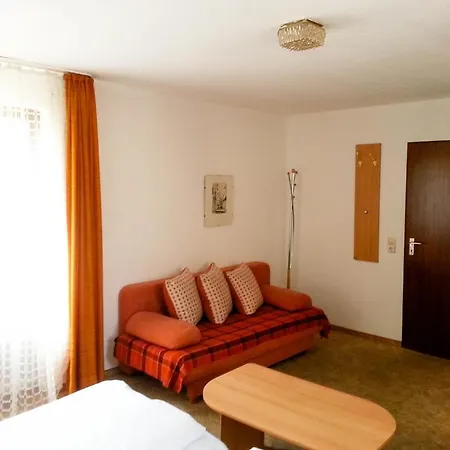 Konukevi Hotel Garni Sonne